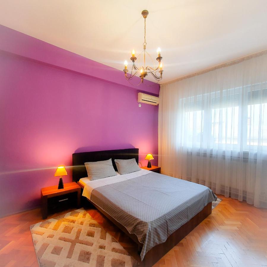 City Center Apartment Бухарест Экстерьер фото